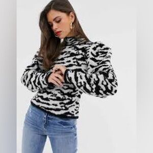 ASOS Monochrome Patterned puff shoulder